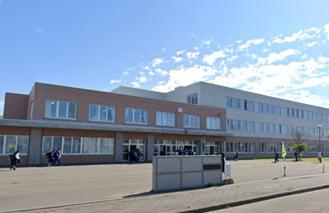 勇舞中学校